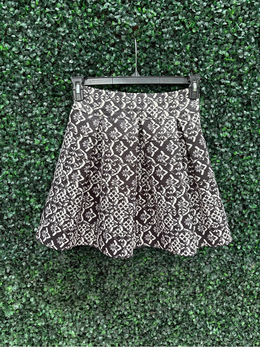 Xhilaration Black and White Patterned Skater Skirt
